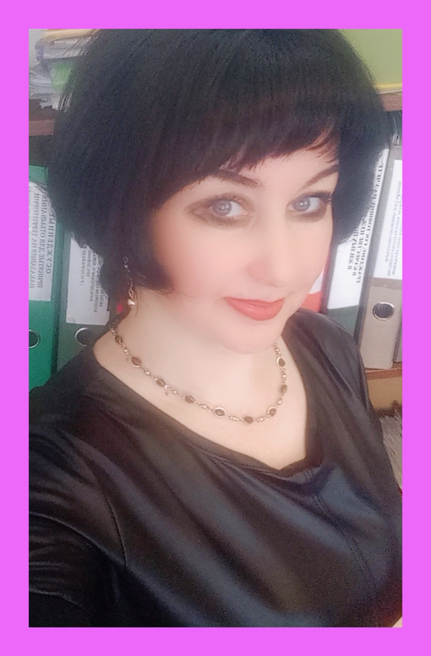 Антонова Марина Евгеньевна.
